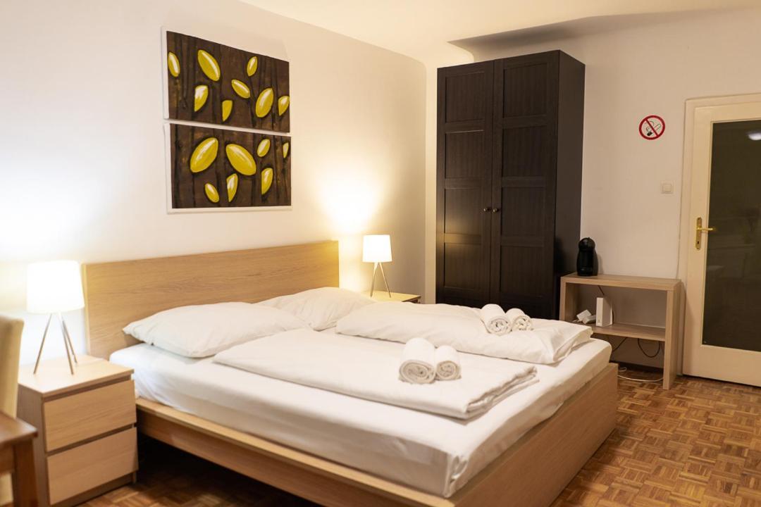 Central Living - Stephansdom Apartments Vienna Luaran gambar
