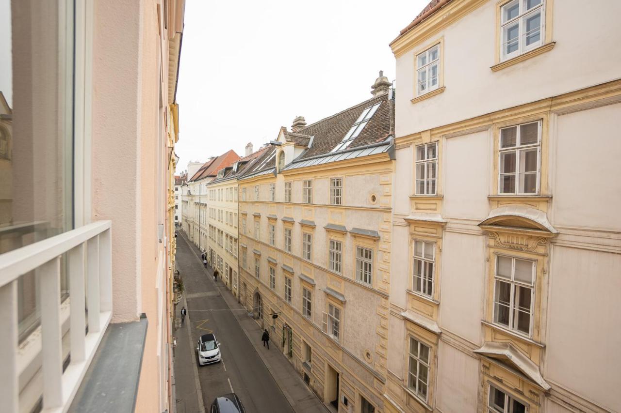 Central Living - Stephansdom Apartments Vienna Luaran gambar