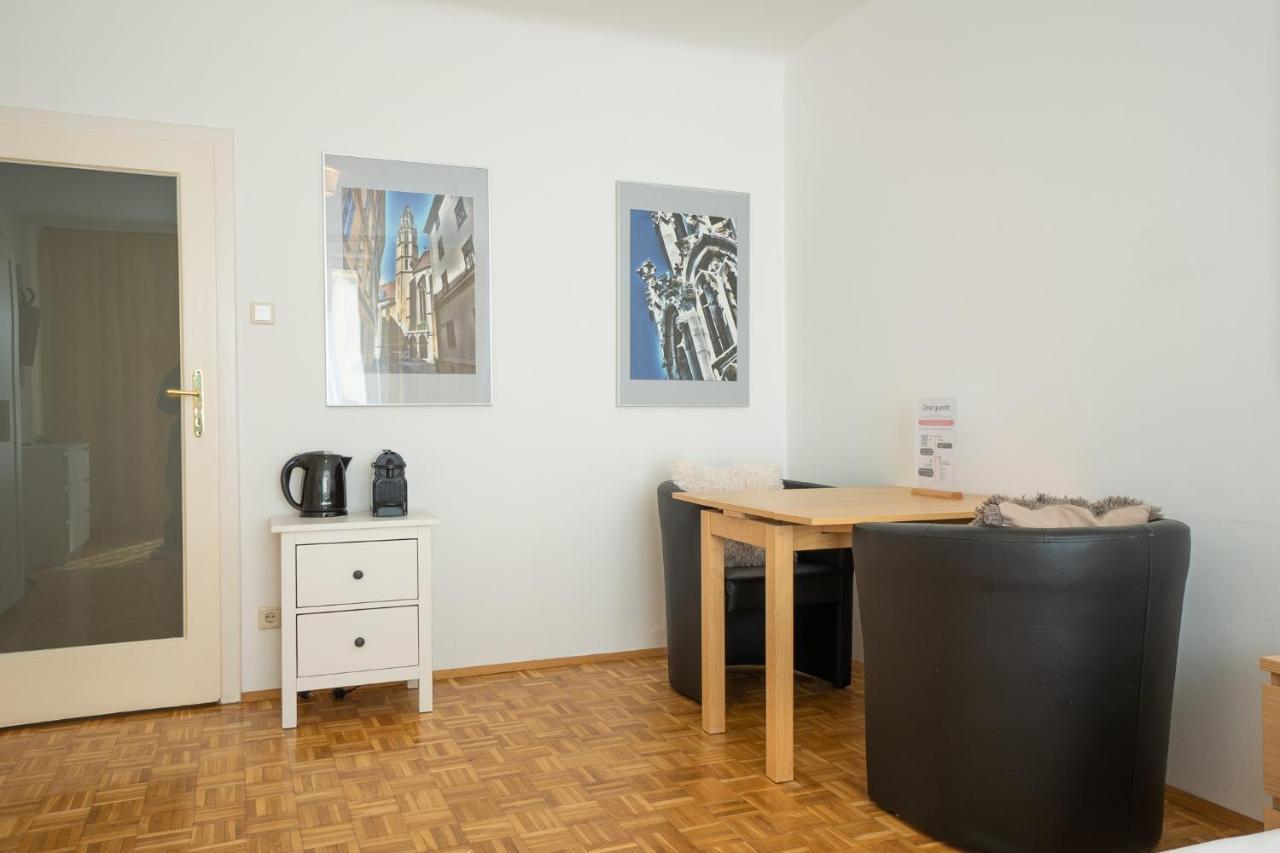 Central Living - Stephansdom Apartments Vienna Luaran gambar